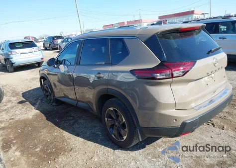 2024 Nissan Rogue Sv Fwd z USA, uszkodzony, nr VIN 5N1BT3BA0RC724723